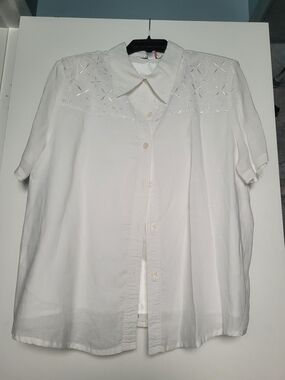 White Button-Up Blouse with Eyelet Yoke and Capri Pants Set